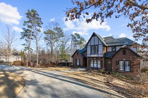 5715 Carrington Lake Pkwy, Trussville, AL 35173, USA Photo 9