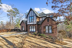 5715 Carrington Lake Pkwy, Trussville, AL 35173, USA Photo 11