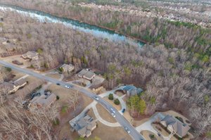5715 Carrington Lake Pkwy, Trussville, AL 35173, USA Photo 2