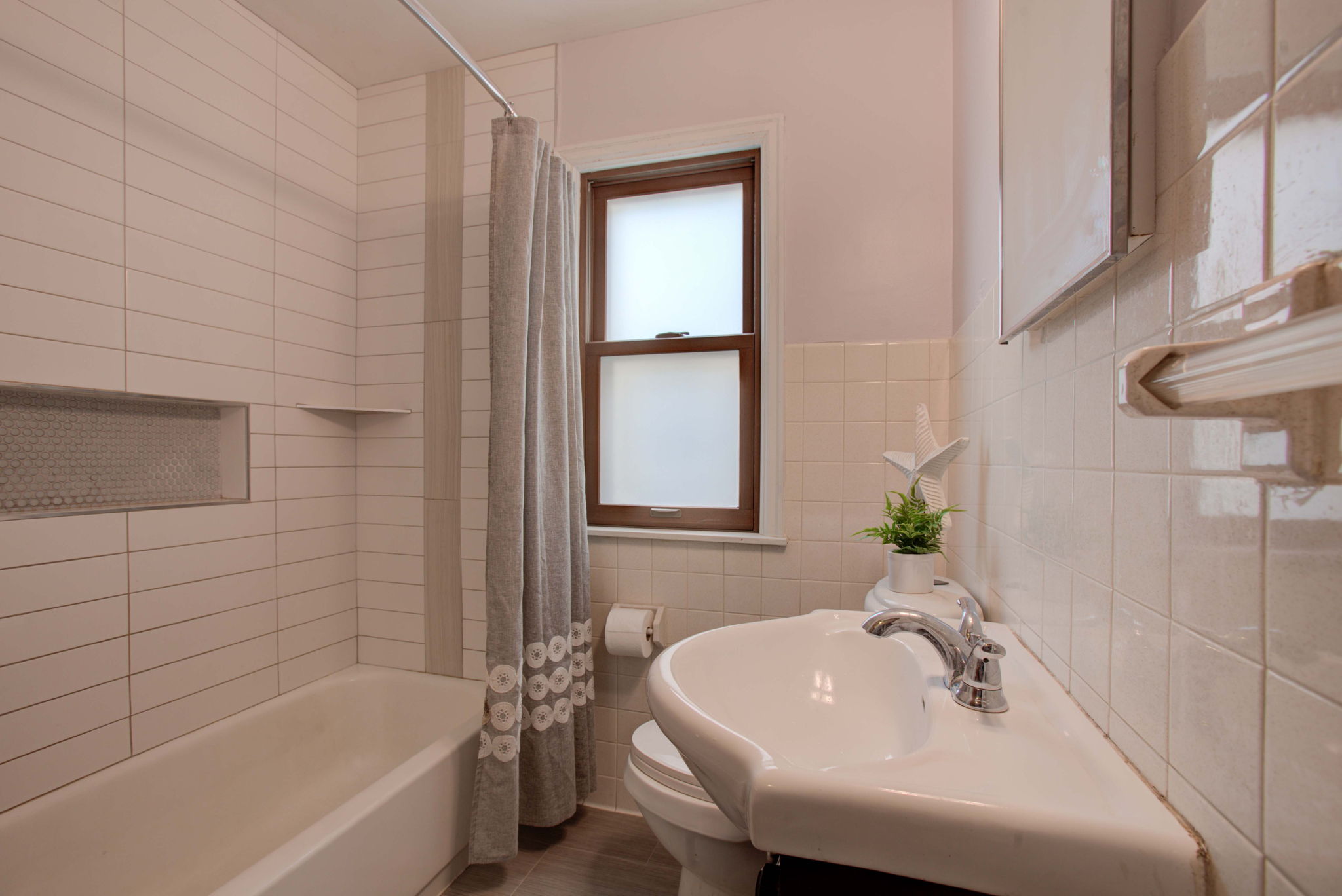 14_Bathroom