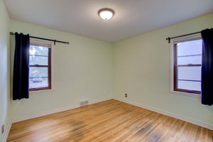08_2nd Bedroom
