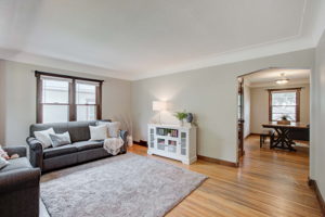 02_Living Room-1