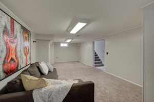 16_Family Room-2