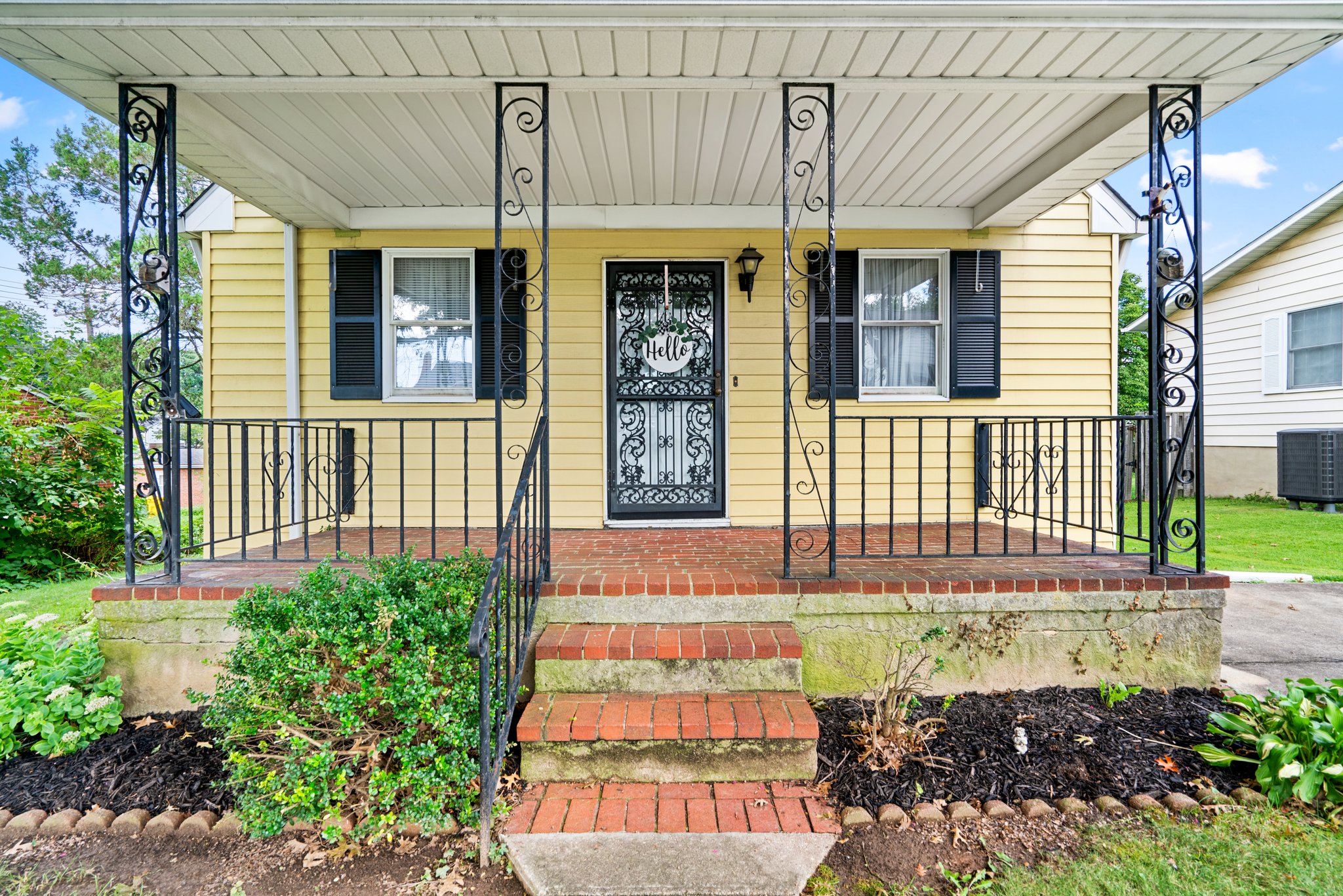 04. Front exteriors.jpg