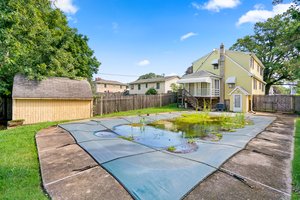 39. back exterior.jpg