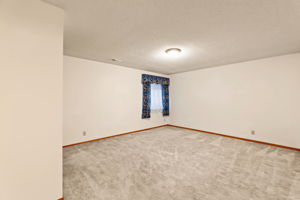  Photo 37