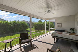 Lanai with Privacy Landscaping