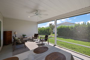 Lanai with Privacy Landscaping
