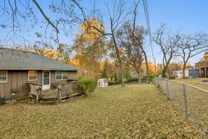 7500 - 5719 Farley St_032.jpg