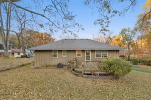 7500 - 5719 Farley St_033.jpg