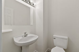 5719 Yukon St, Arvada, CO 80002, USA Photo 14
