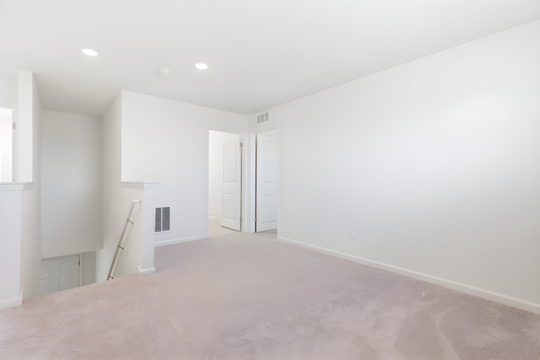 572 Pinehurst Dr-39 furniture removed.jpeg