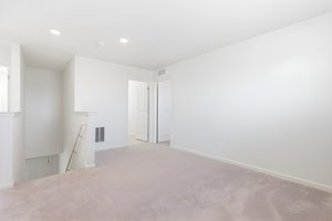 572 Pinehurst Dr-39 furniture removed.jpeg