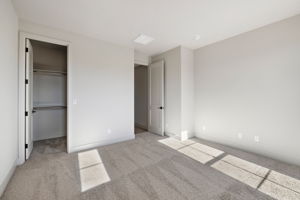 Bedroom 2 (2)