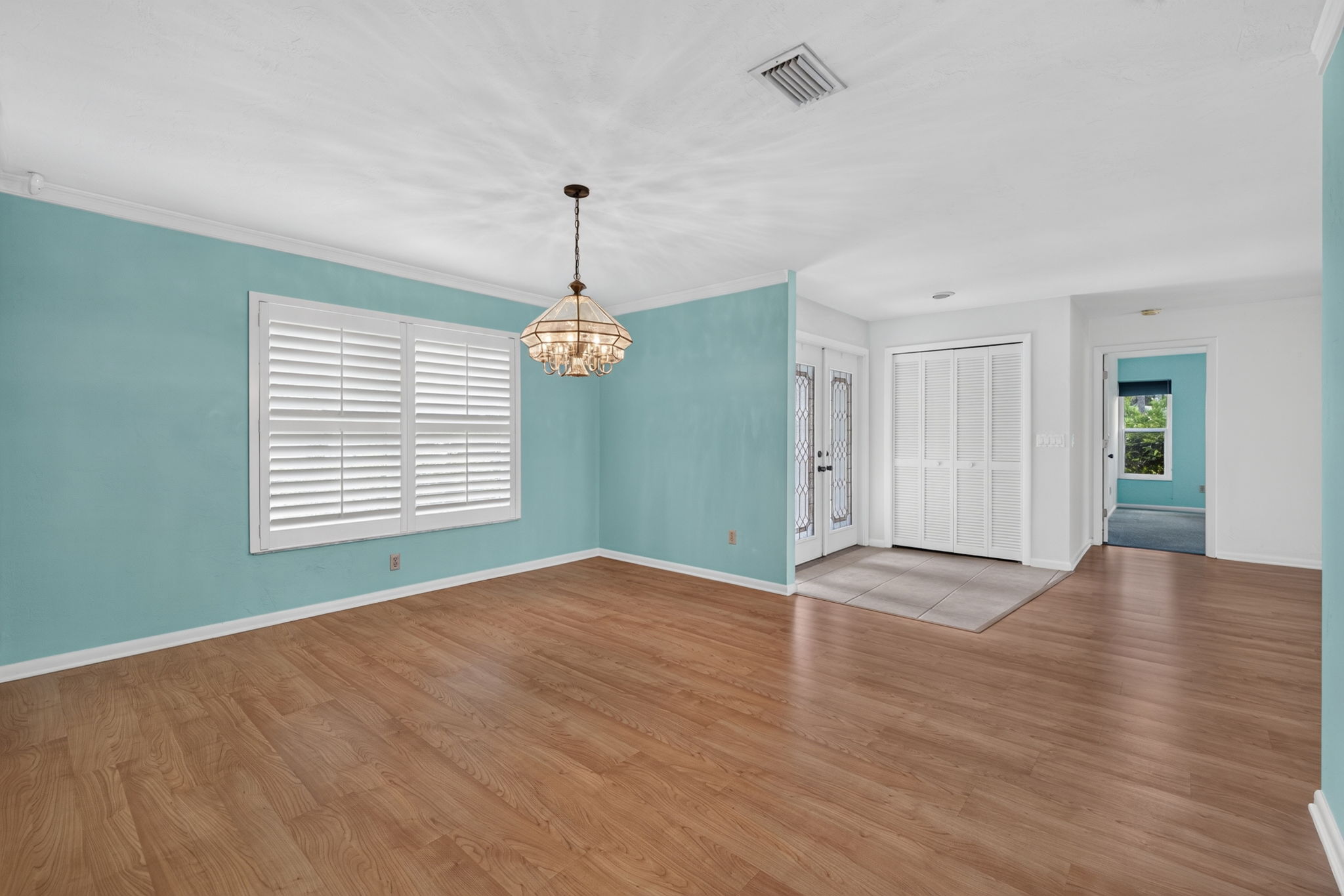 Dining Room 1 of 2