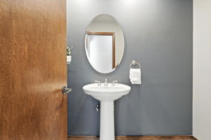  Photo 24