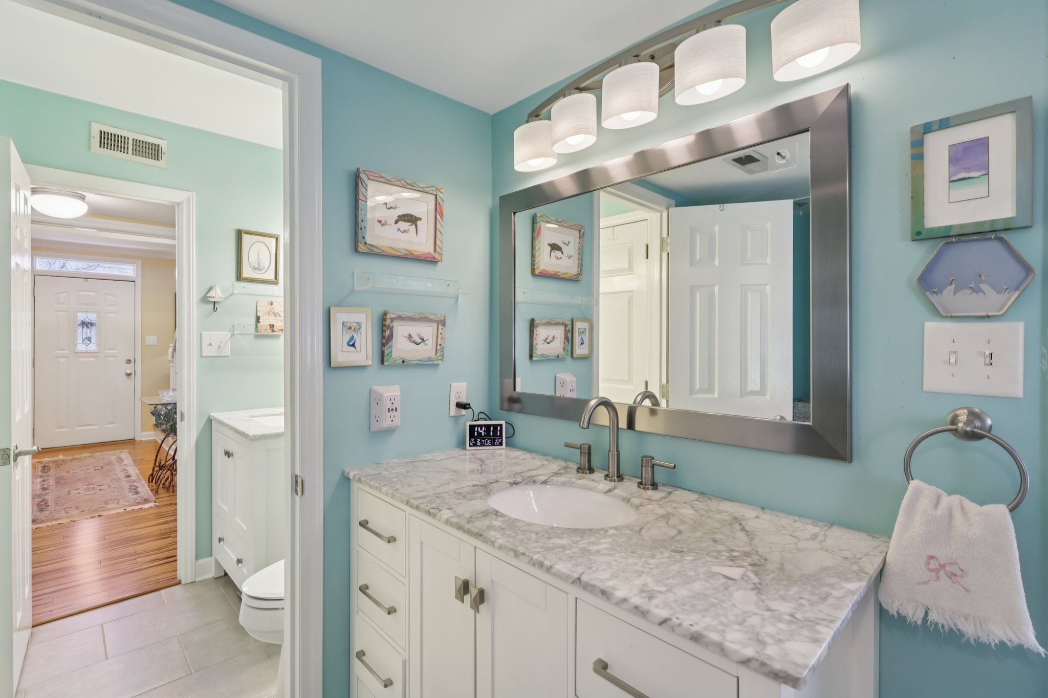 Carmel Station Ave-S1712-024.jpg