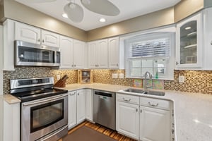 Carmel Station Ave-S1712-021.jpg