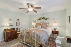 Carmel Station Ave-S1712-031.jpg