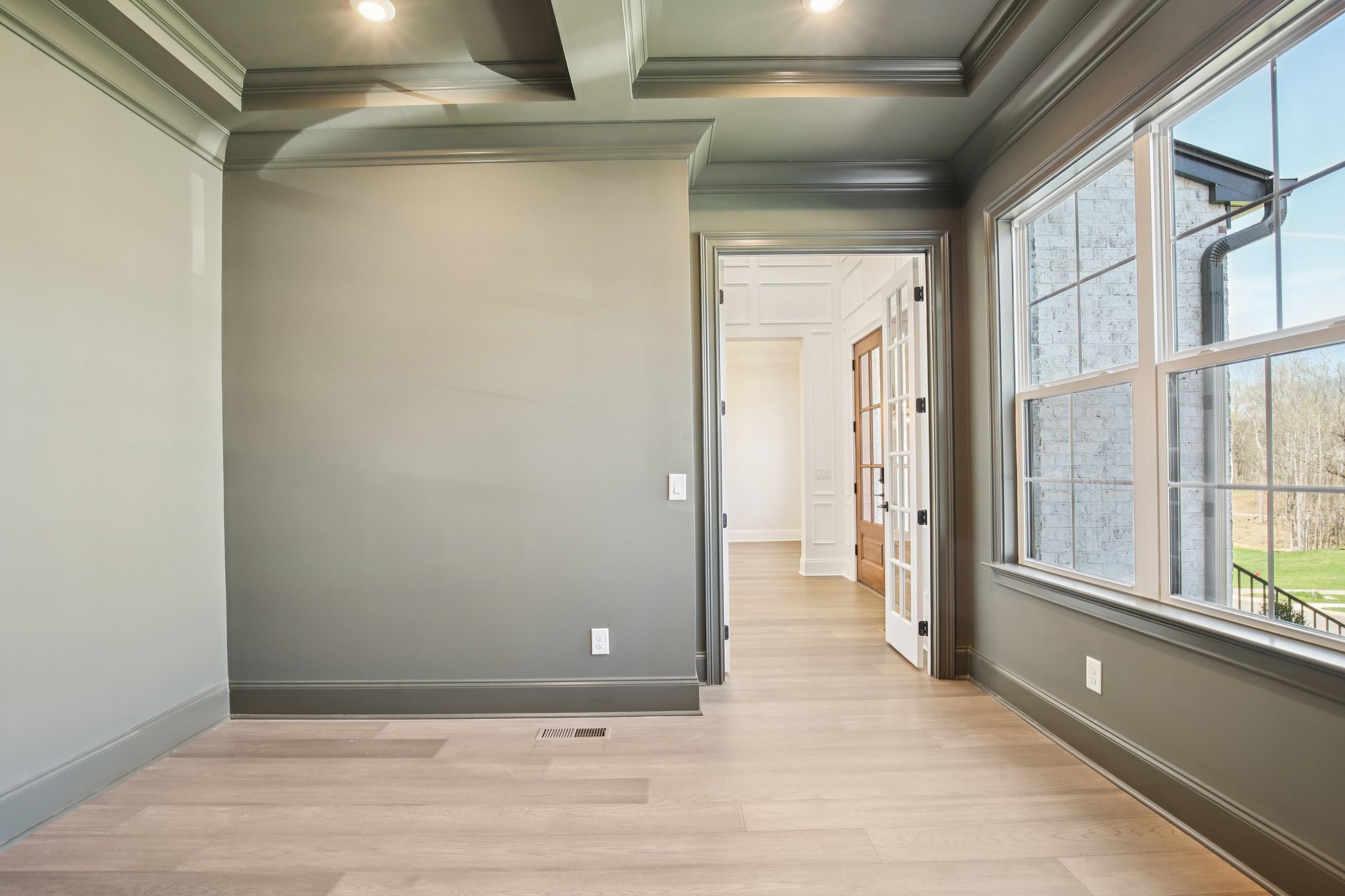 Nola Dr-S2403-051.jpg