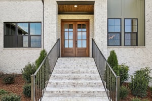Nola Dr-S2403-006.jpg