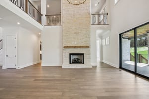 Nola Dr-S2403-025.jpg