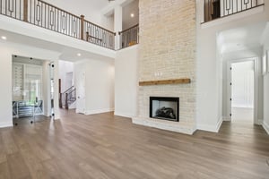 Nola Dr-S2403-027.jpg