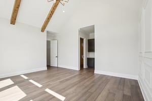 Nola Dr-S2403-063.jpg