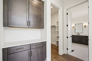 Nola Dr-S2403-065.jpg