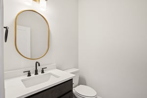 Nola Dr-S2403-075.jpg