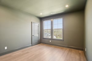 Nola Dr-S2403-077.jpg