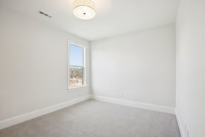 Nola Dr-S2403-100.jpg