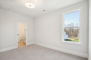 Nola Dr-S2403-101.jpg