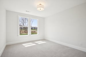 Nola Dr-S2403-105.jpg