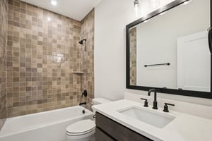 Nola Dr-S2403-108.jpg