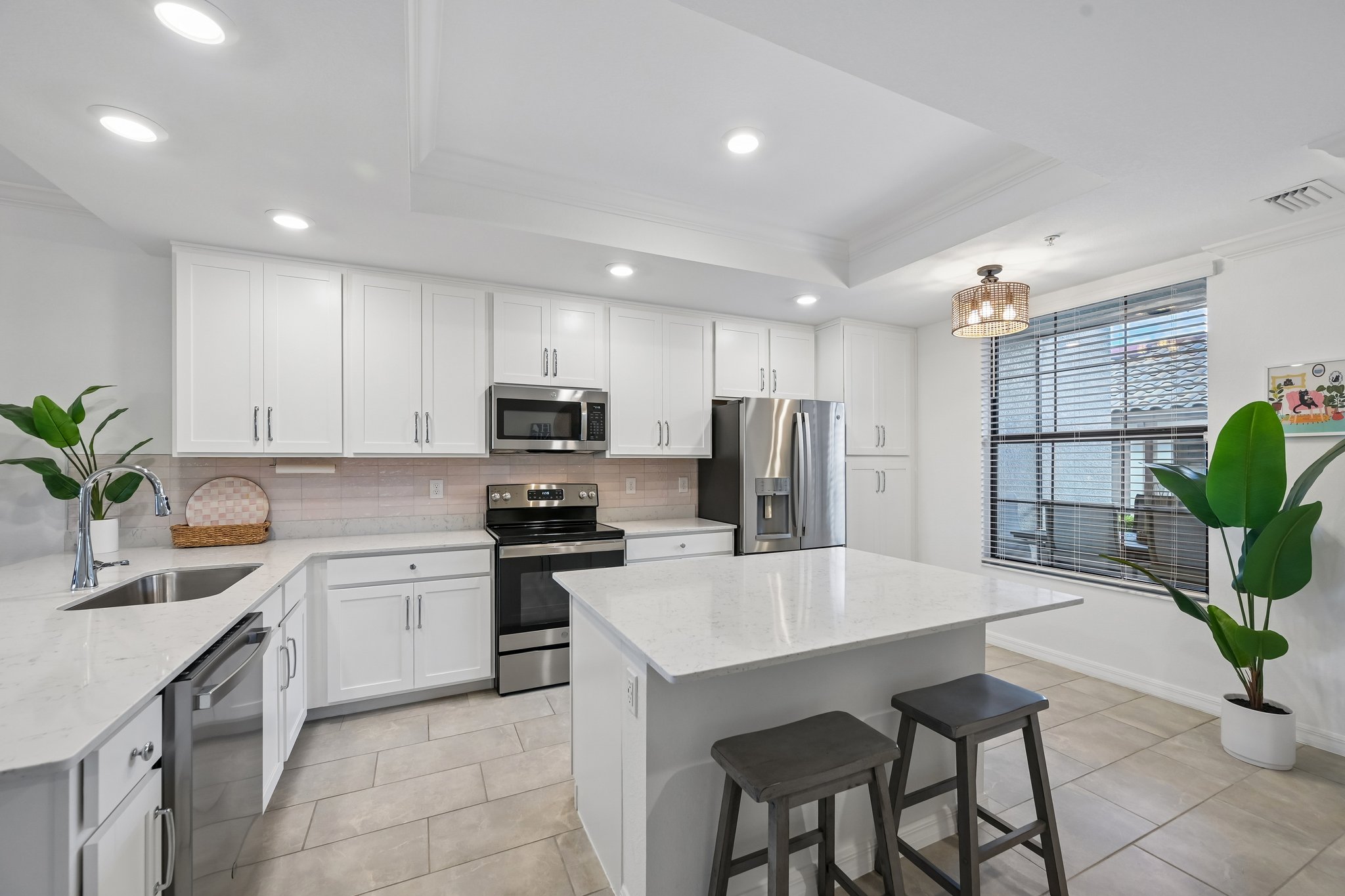 Palmer Cir 101-S0205-016.jpg