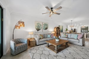 Palmer Cir 101-S0205-006.jpg