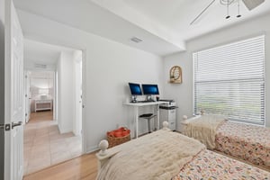 Palmer Cir 101-S0205-029.jpg