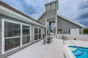 10-Mariners Way Clubhouse Patio