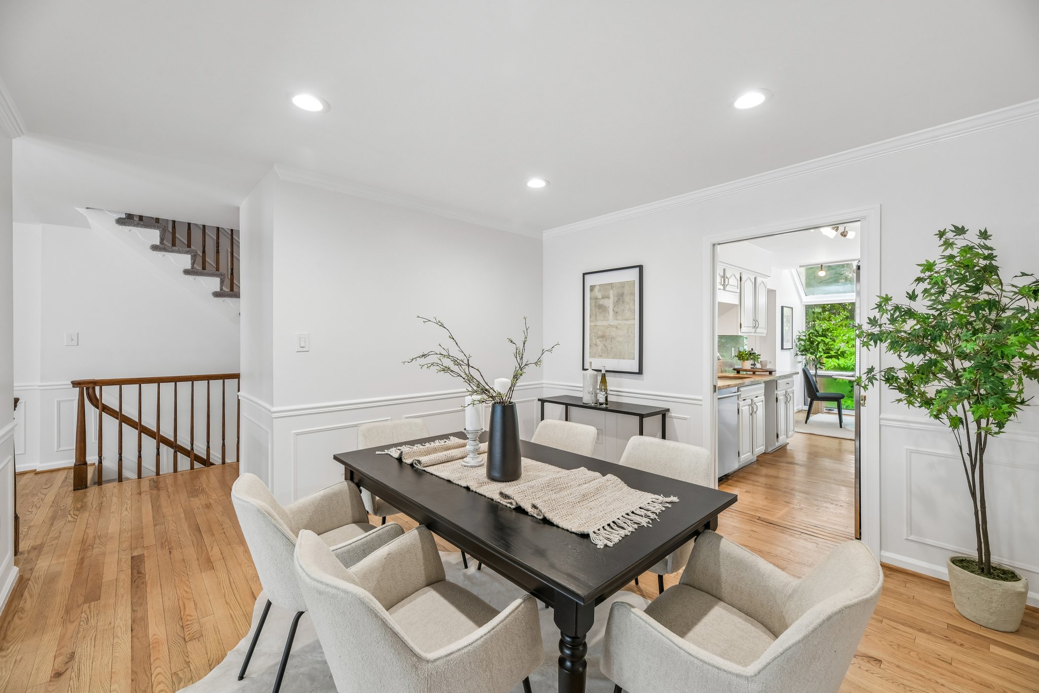 Brewer House Cir-S2906-015.jpg
