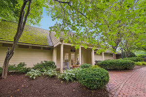 Brewer House Cir-2906-902.jpg