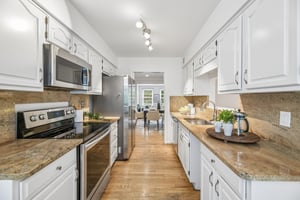 Brewer House Cir-S2906-016.jpg