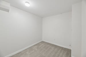 Brewer House Cir-S2906-029.jpg