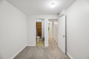 Brewer House Cir-S2906-030.jpg