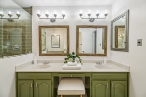 Brewer House Cir-S2906-054.jpg