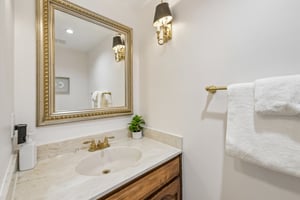 Brewer House Cir-S2906-066.jpg