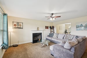 Crystal Way-S2809-004.jpg