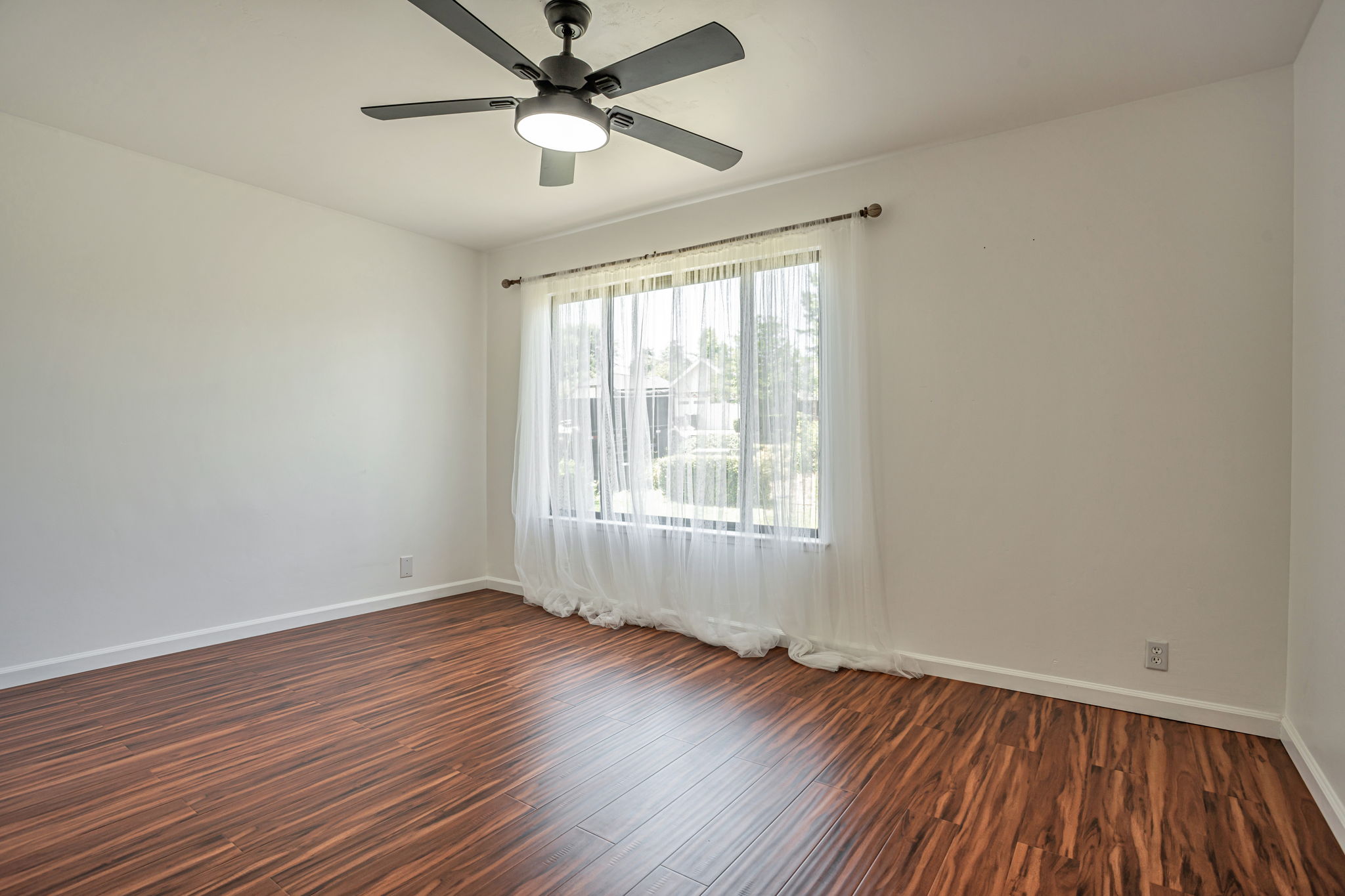 028_5722 Reinhold St