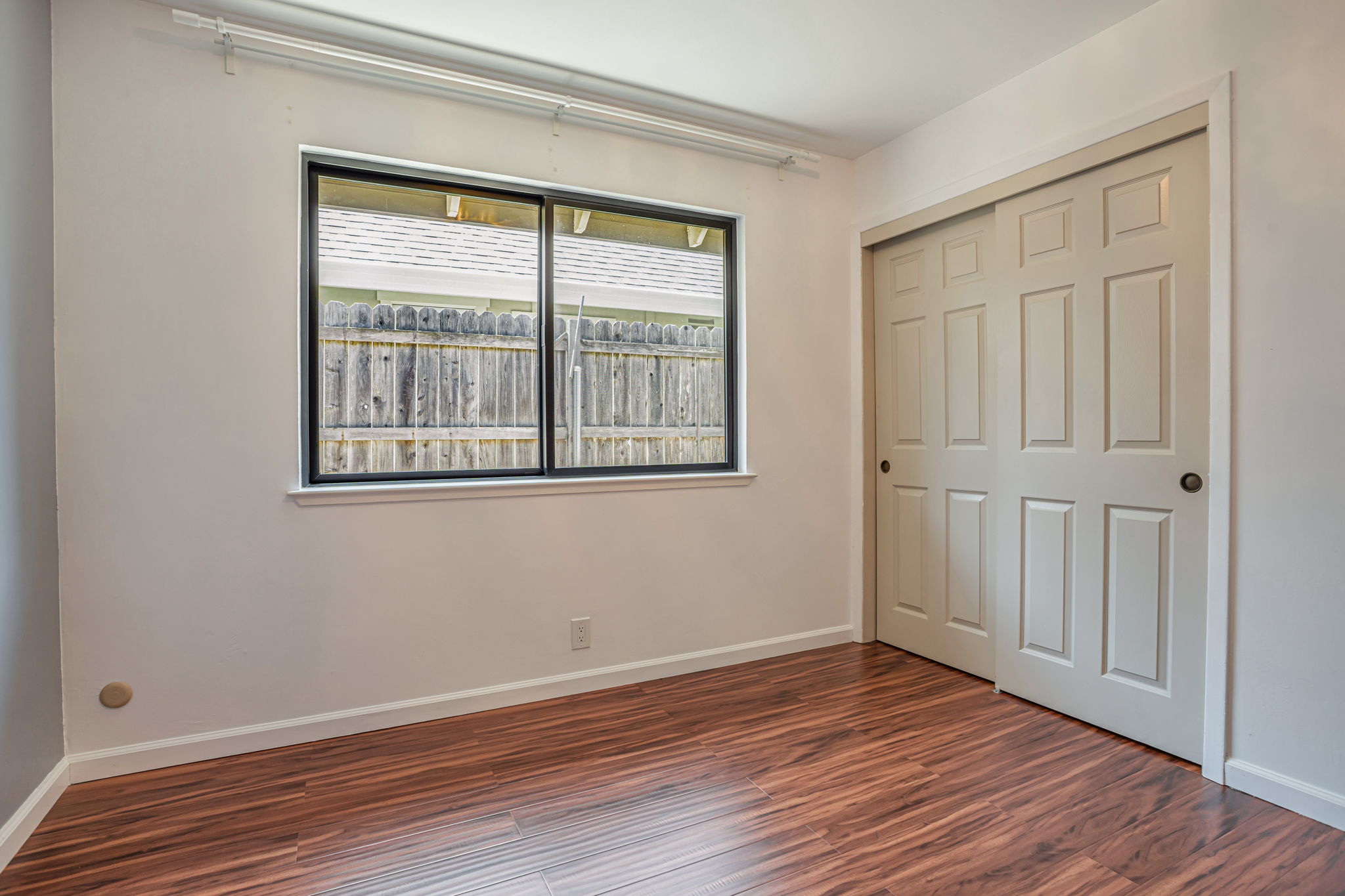 032_5722 Reinhold St
