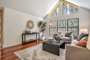 006_5722 Reinhold St